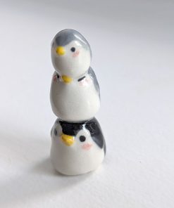 Figurine – Stack of Penguins